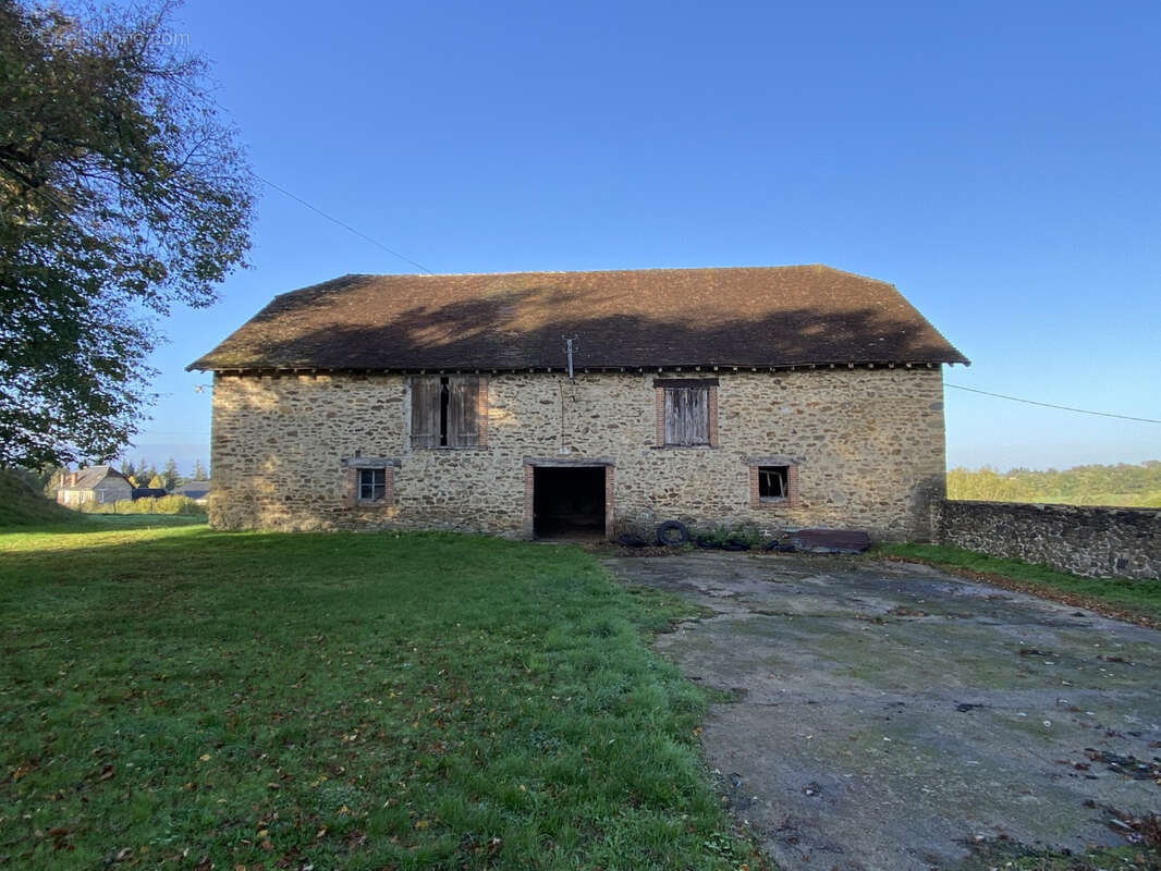 Maison à LUBERSAC
