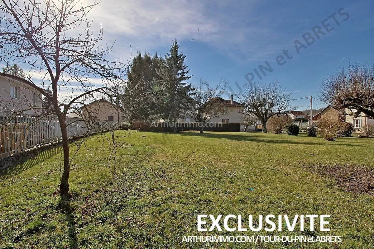 Terrain à SAINT-ANDRE-LE-GAZ