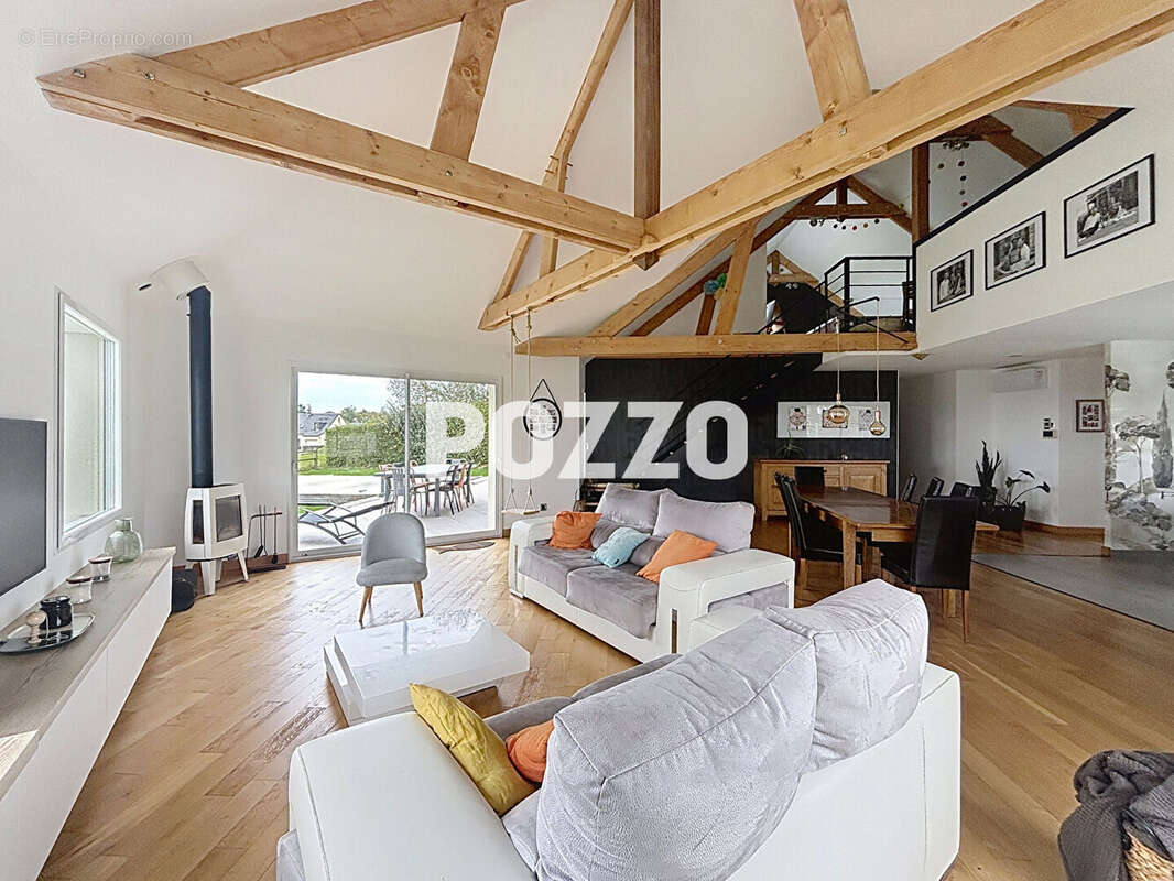 Maison à LE MESNIL-OZENNE