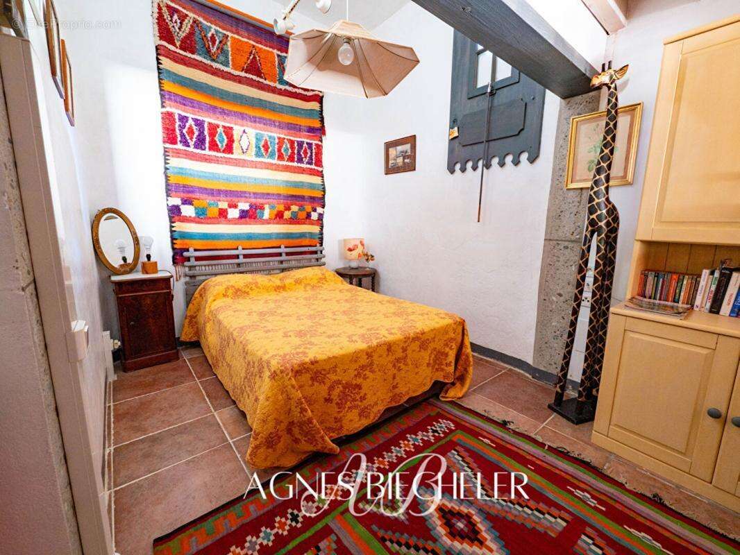 Maison à MONTESQUIEU-DES-ALBERES