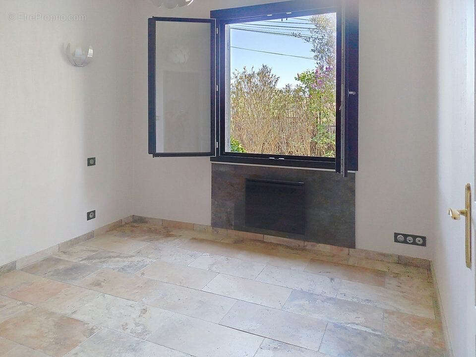 Maison à BRUE-AURIAC