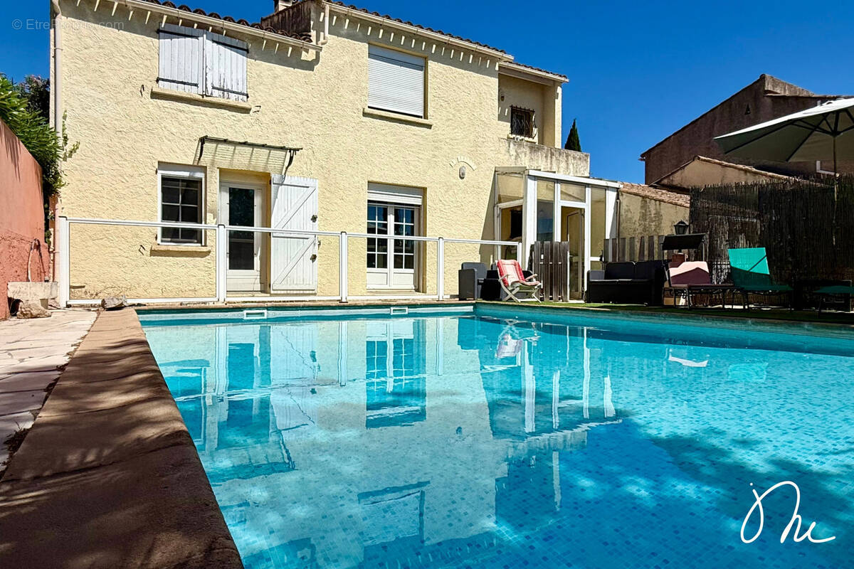 Maison à LAVERUNE