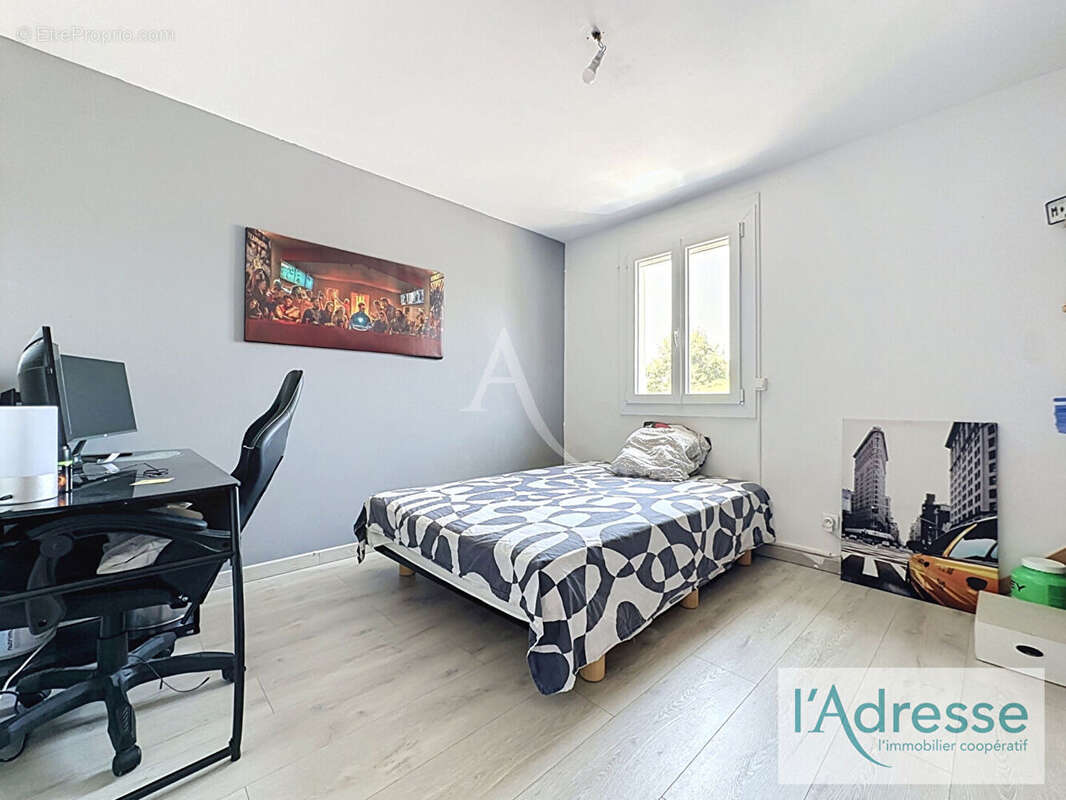 31850 Montrabé - photo 9