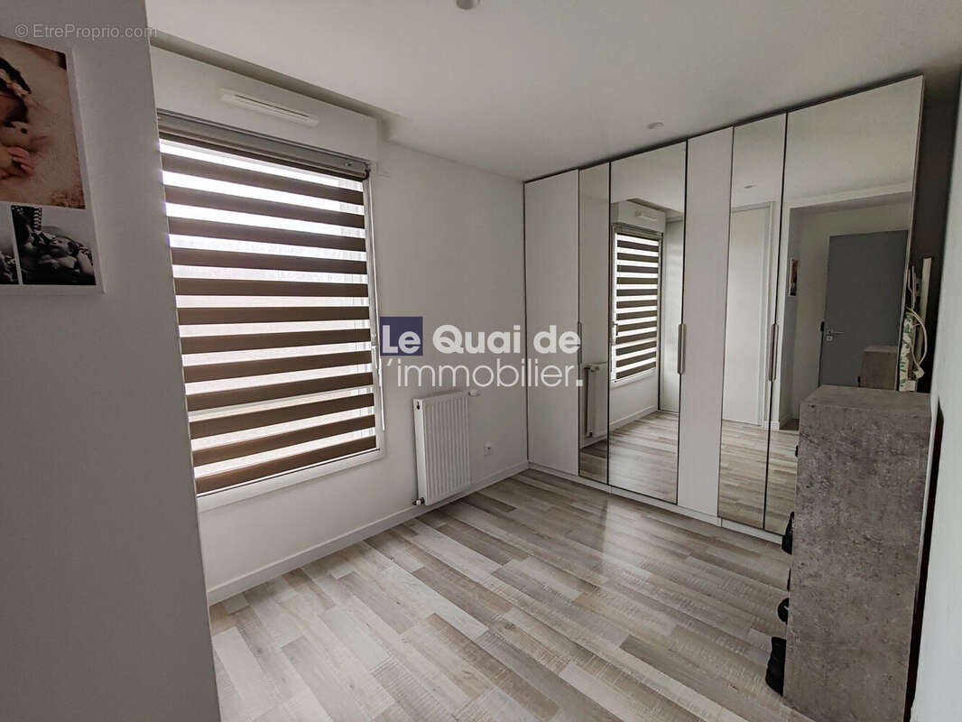 Appartement à LE PONT-DE-CLAIX