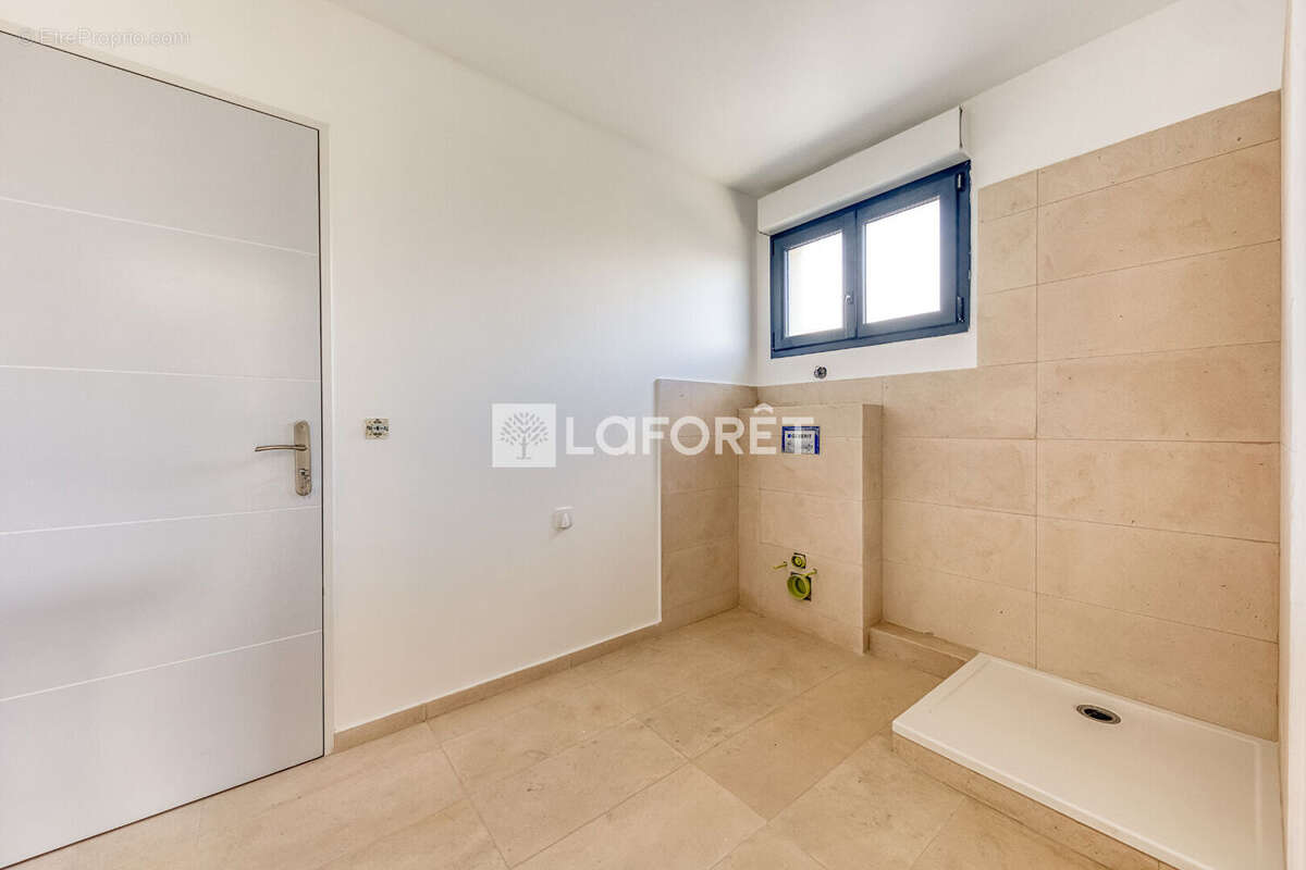 Appartement Pontault Combault 4 pièce(s) 74.5 m2 - photo 10