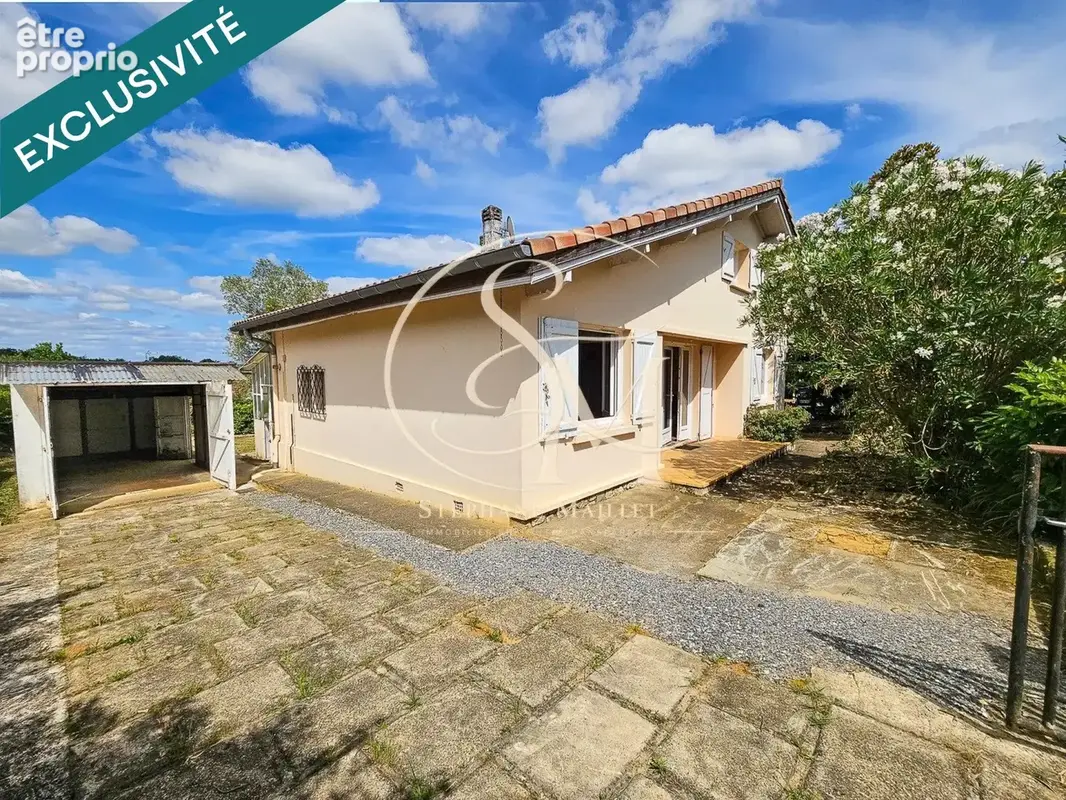 Photo 1 - Maison à SAINT-PIERRE-DU-MONT