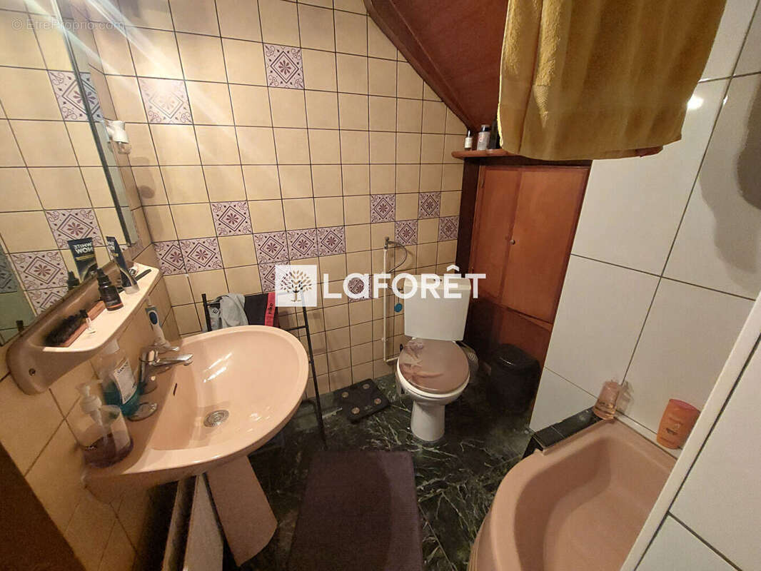 Appartement à AUDUN-LE-TICHE