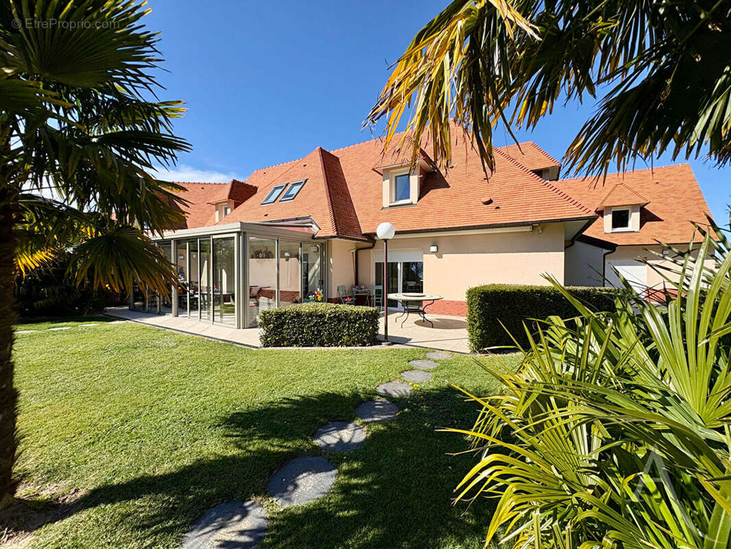 Maison à SAINT-MARTIN-DE-FONTENAY