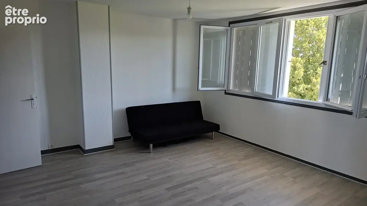 Appartement 3 pièces 54 m² à vendre à Rochefort (17300) - photo 5
