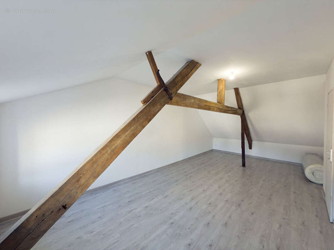 Appartement à LE NOUVION-EN-THIERACHE