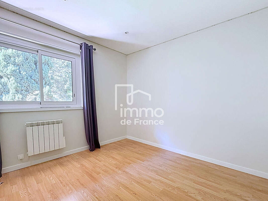 Maison VALSERHONE 7 pièce(s) 219 m2 - photo 9