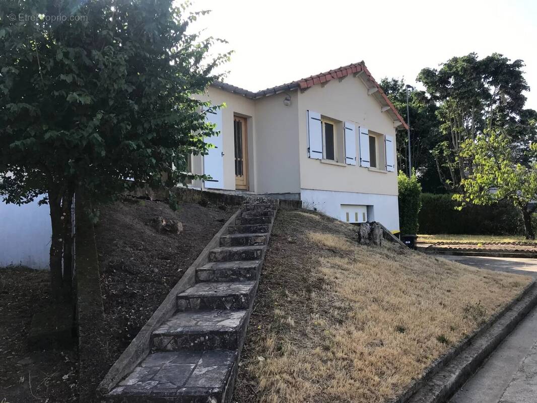 Maison à BRESSUIRE