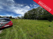 Terrain à MOULINS-SUR-OUANNE