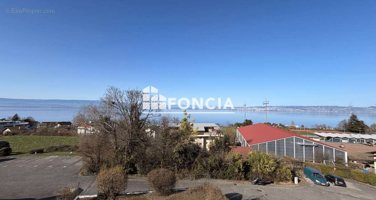 Appartement à EVIAN-LES-BAINS