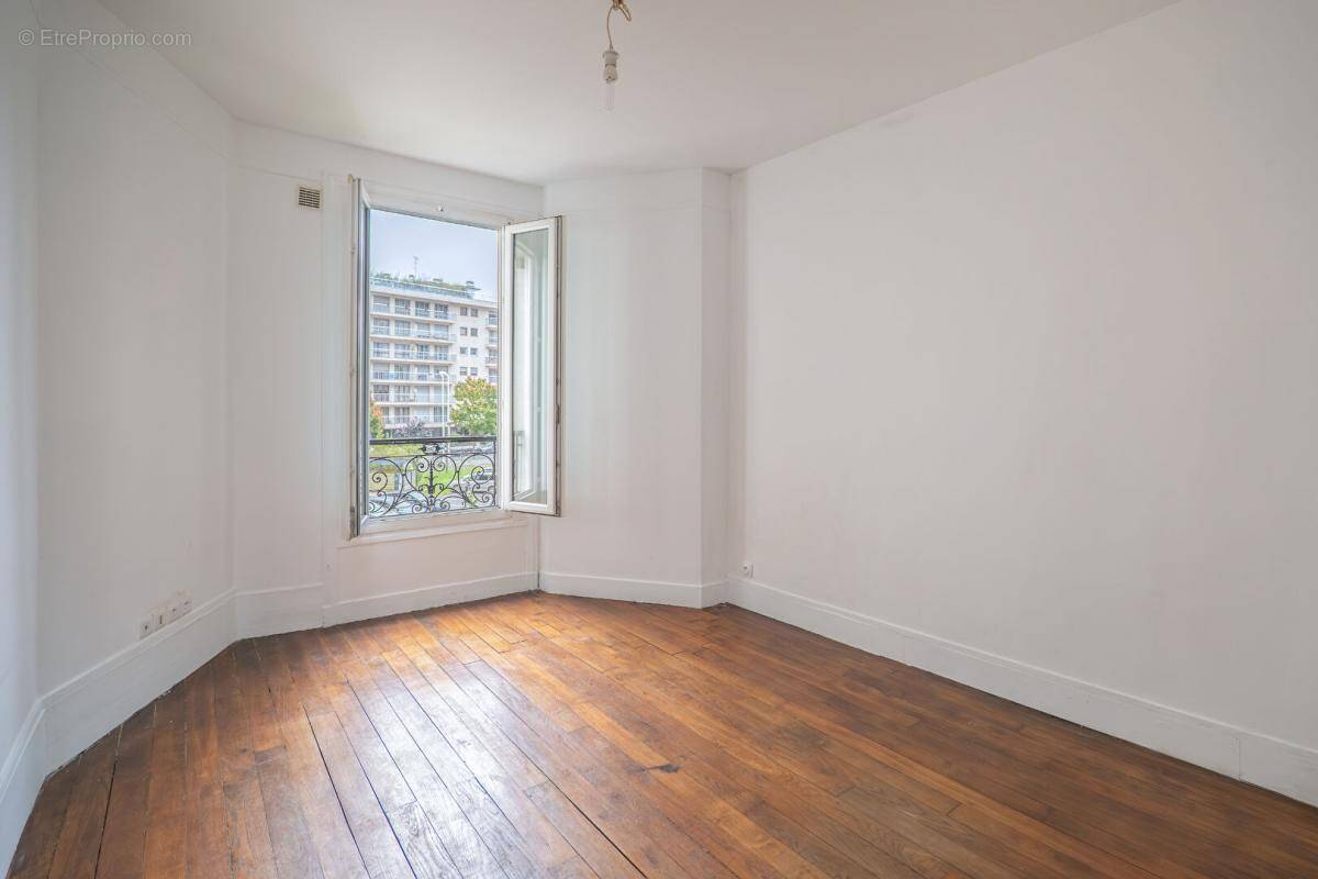 Appartement à MONTROUGE