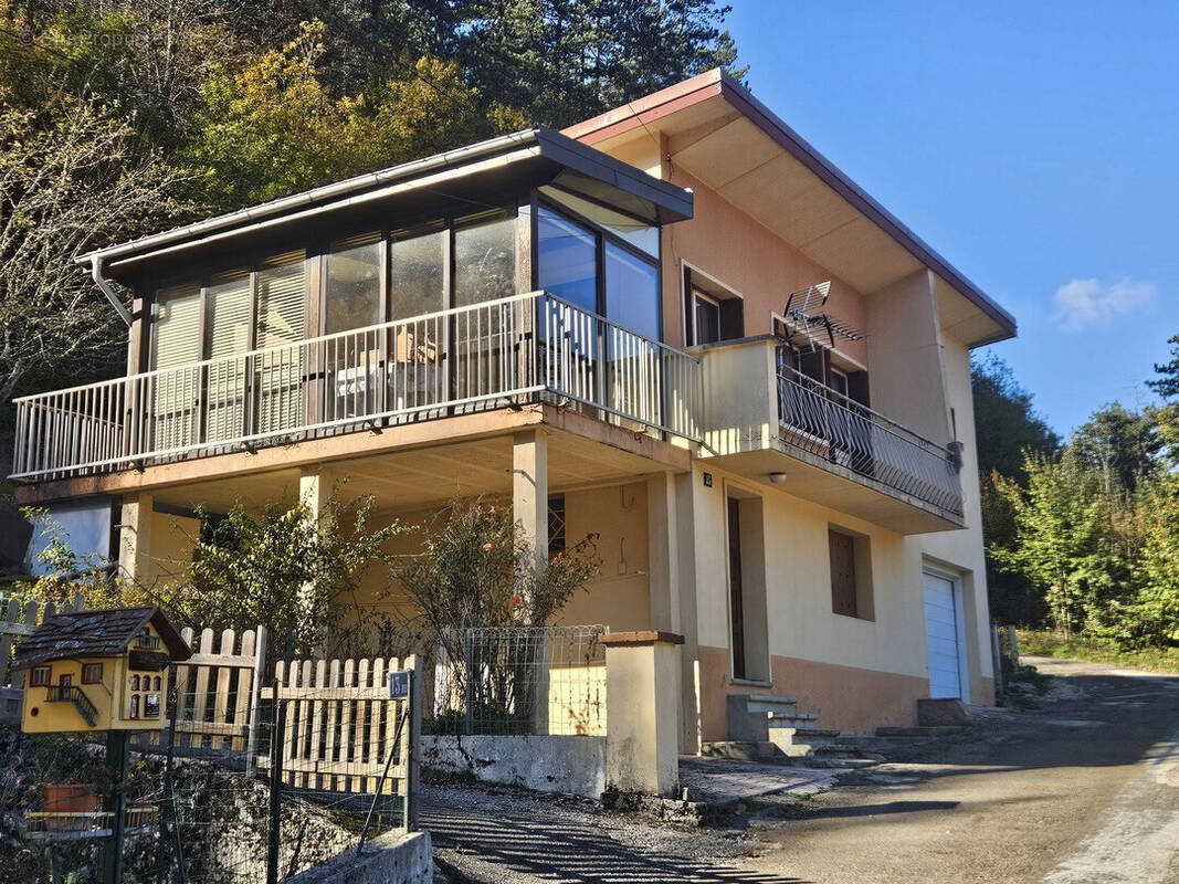 Maison à SAINT-CLAUDE