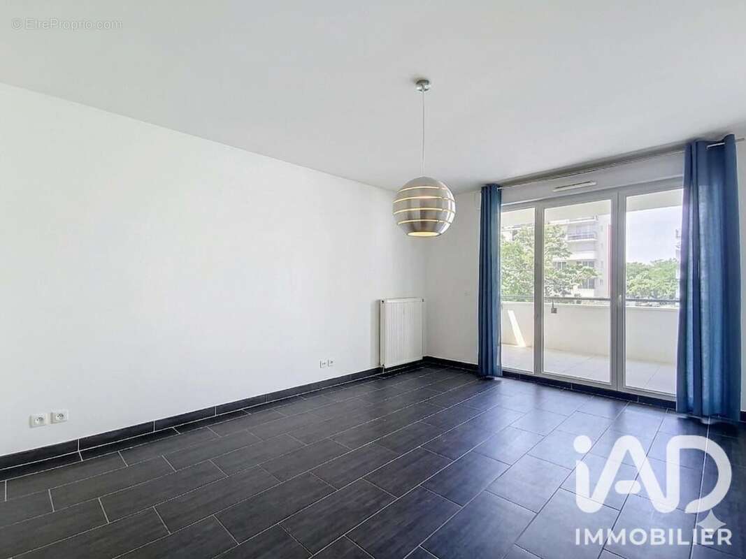 Photo 7 - Appartement à BOURGOIN-JALLIEU