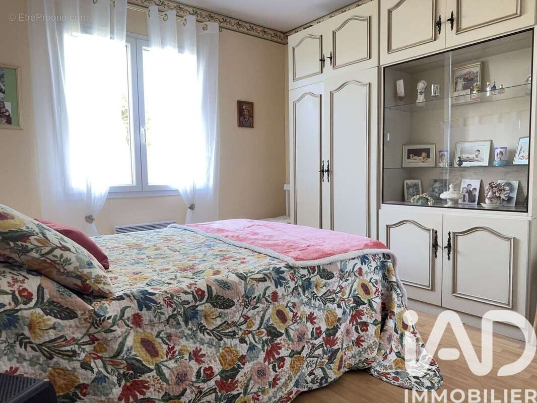 Photo 8 - Maison à CORDEMAIS