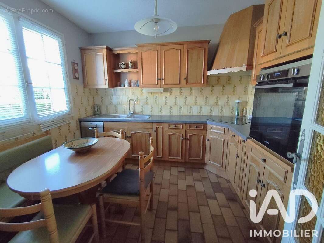 Maison 115 m² à Inzinzac-Lochrist  - photo 5
