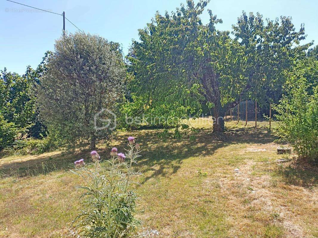 Maison familiale de 129 m² avec 4 chambres, terrain de 1 000 m² – Charnecles - photo 14
