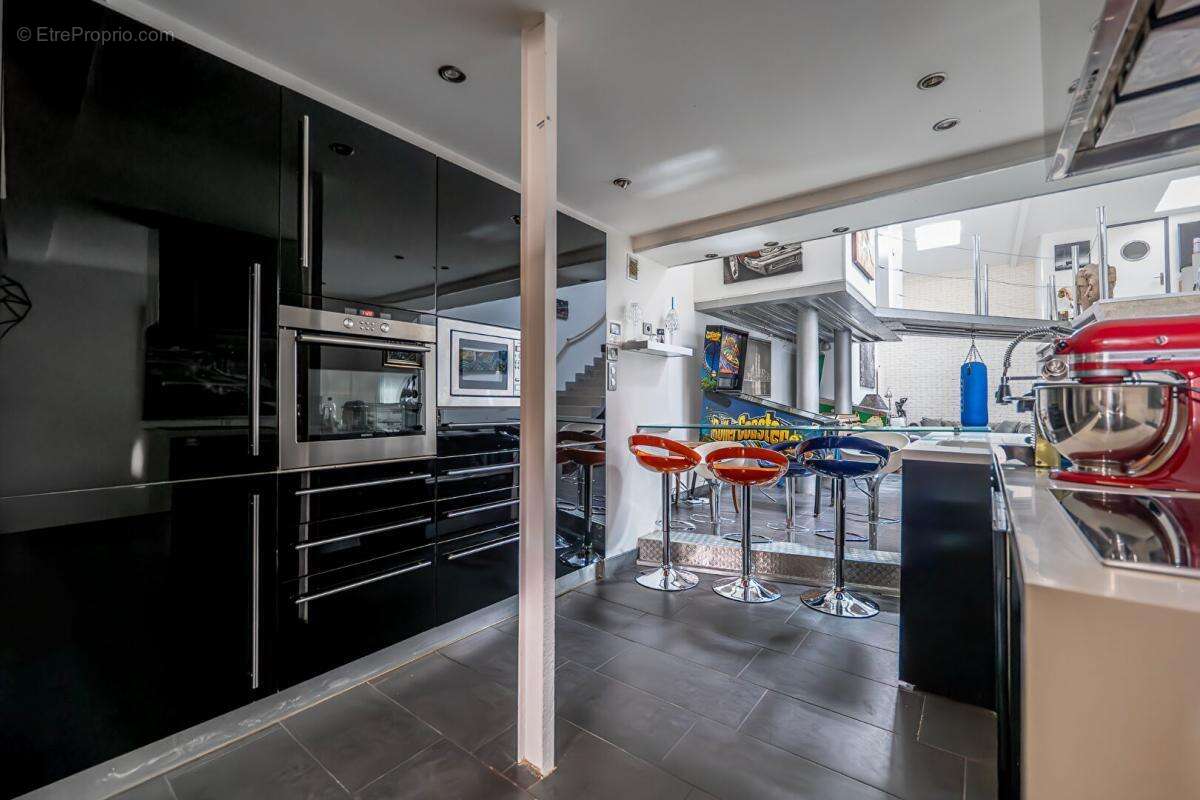 Appartement à ASNIERES-SUR-SEINE