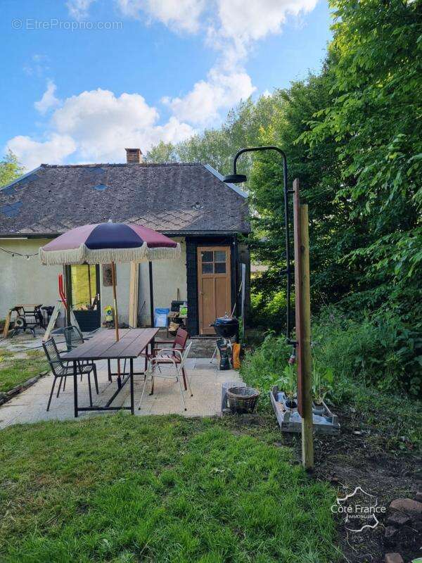 Maison à THENAILLES