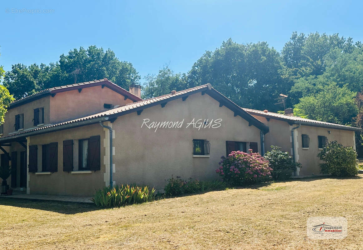 Élégante maison familiale de 7 chambres avec annexe indépendante, située dans un cadre rural paisible - photo 41
