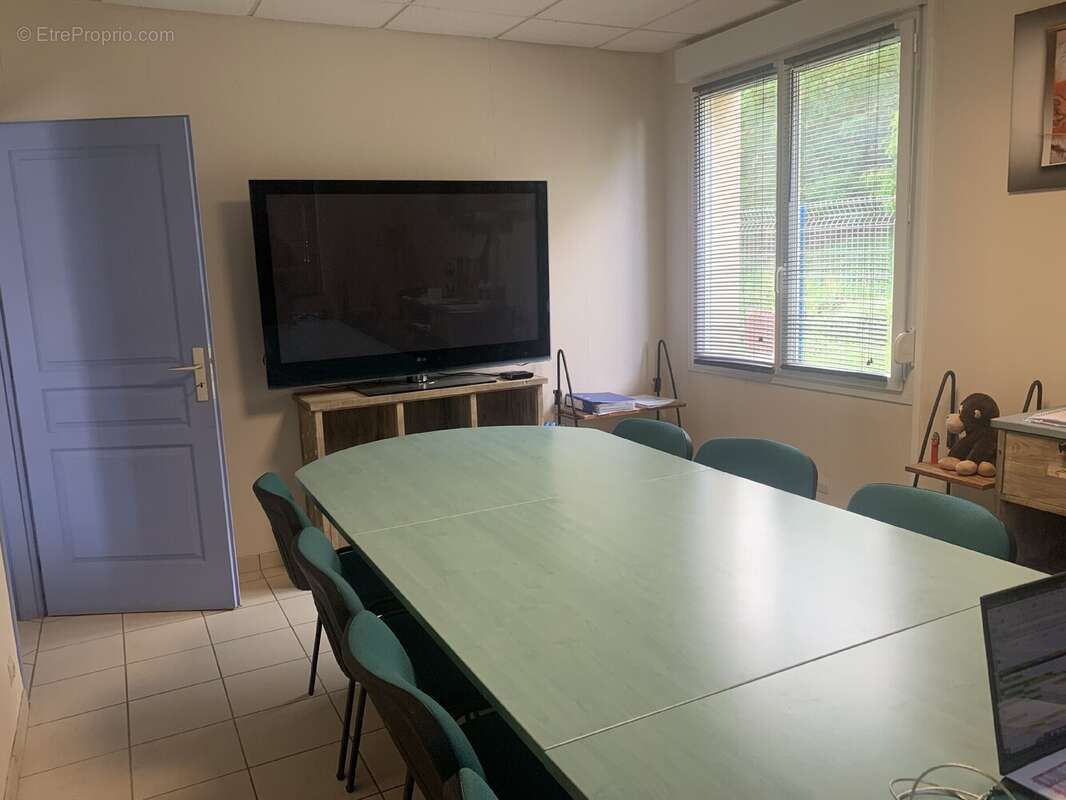 1500 m² à Leyr  - photo 2