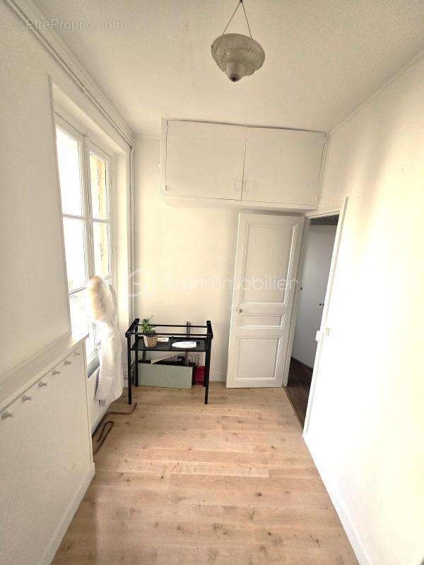 Appartement à PARIS-20E