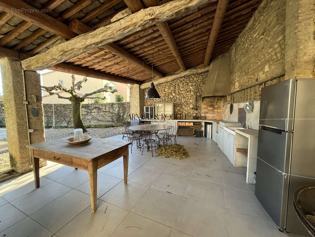 Maison à MALATAVERNE