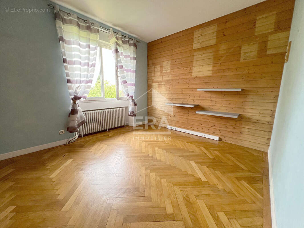 Maison à FRETIGNEY-ET-VELLOREILLE