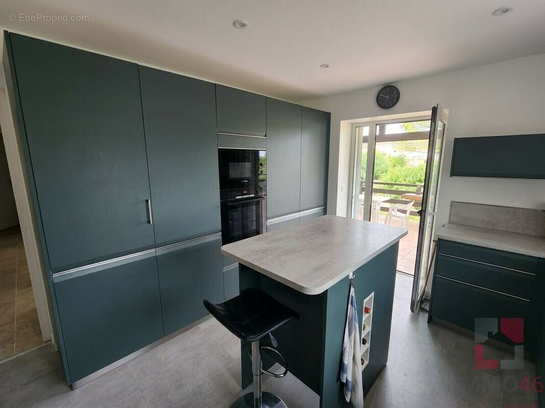 Maison 166 m² à Puy-L'eveque  - photo 3