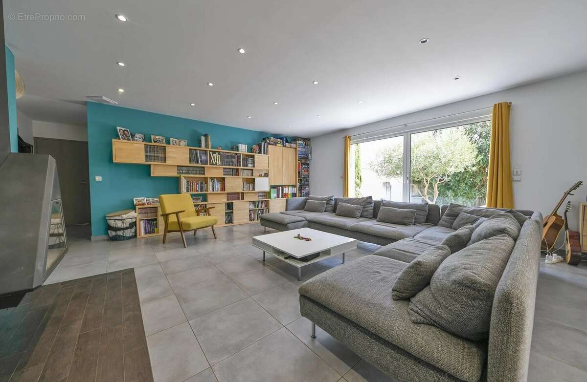 Belle villa contemporaine avec bassin à Bouillargeus en périphérie de Nîmes - photo 12