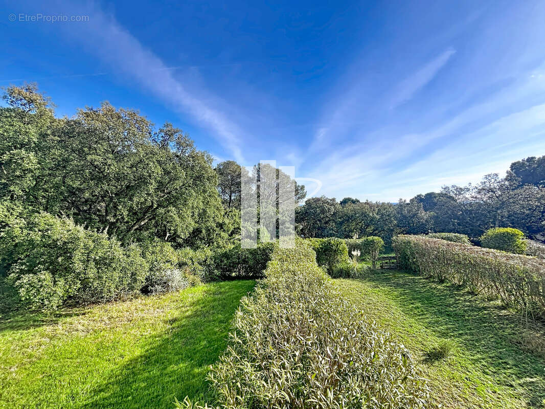 Appartement à SAINT-RAPHAEL