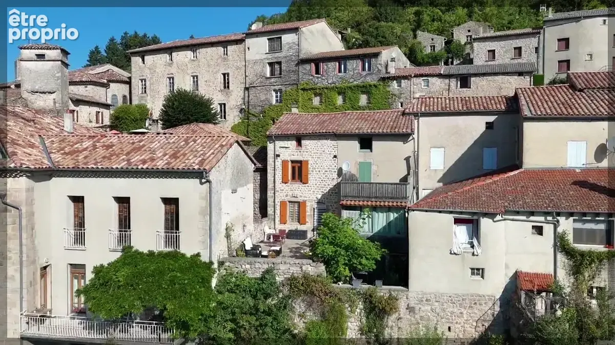 Maison de village rénovée avec terrasse   Chalencon - photo 5