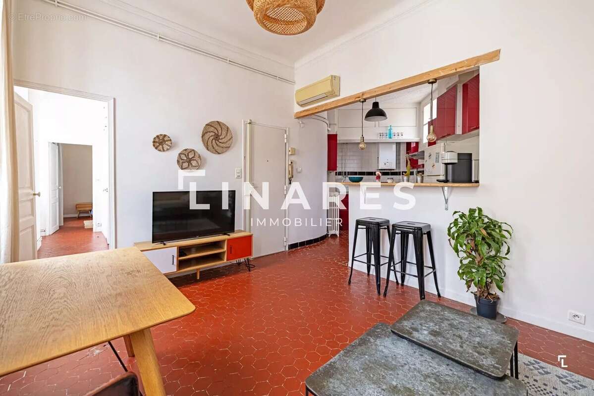 Appartement à MARSEILLE-6E