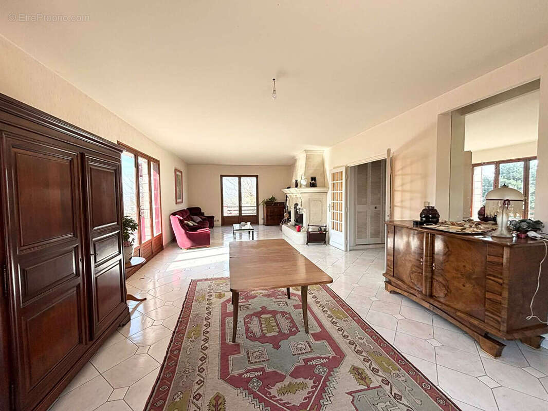 Maison à BRIVE-LA-GAILLARDE