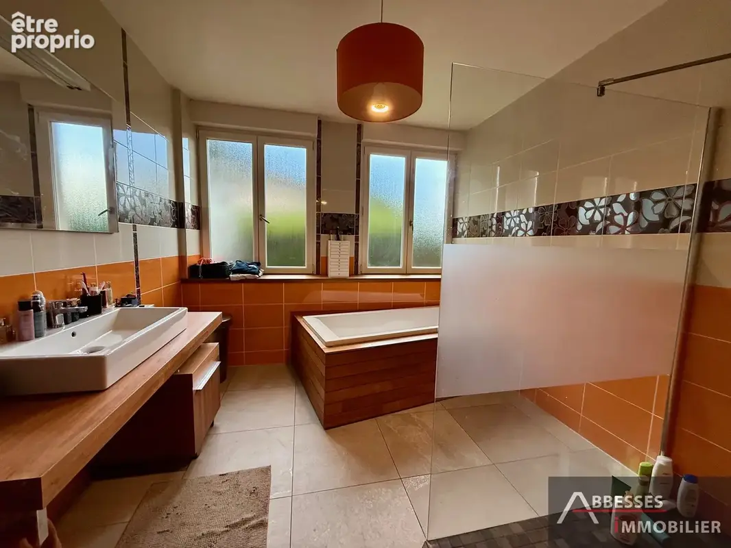 EN EXCLUSIVITÉ - GERARDMER dans un secteur calme : Maison type LOFT avec grande dépendance - photo 21