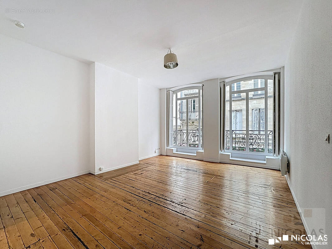 Appartement à BORDEAUX