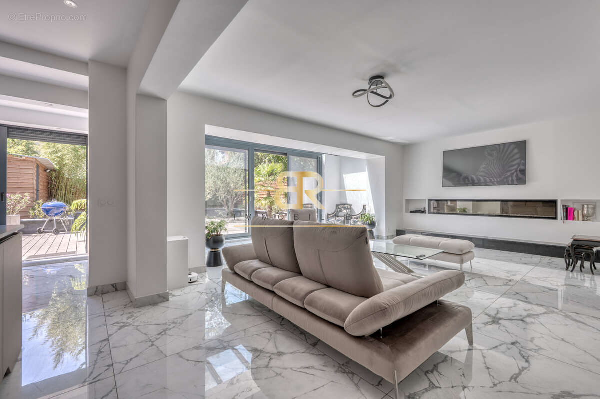 Maison à JOINVILLE-LE-PONT