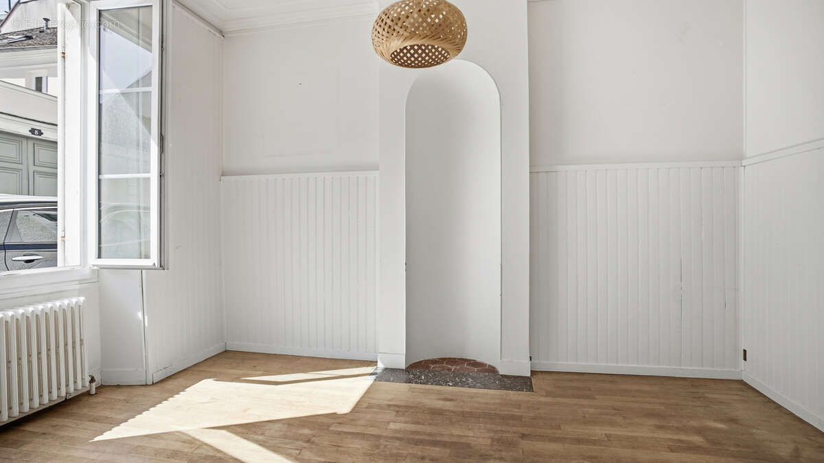 Maison à FONTAINEBLEAU