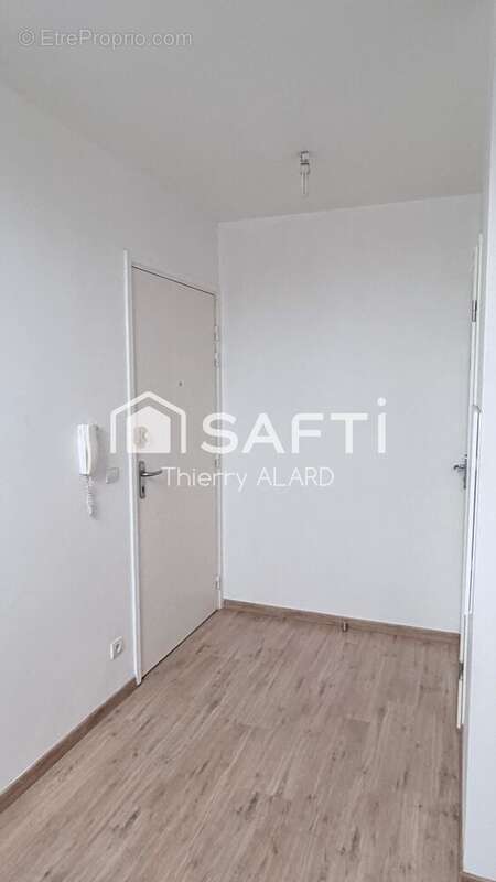 Photo 7 - Appartement à EZANVILLE