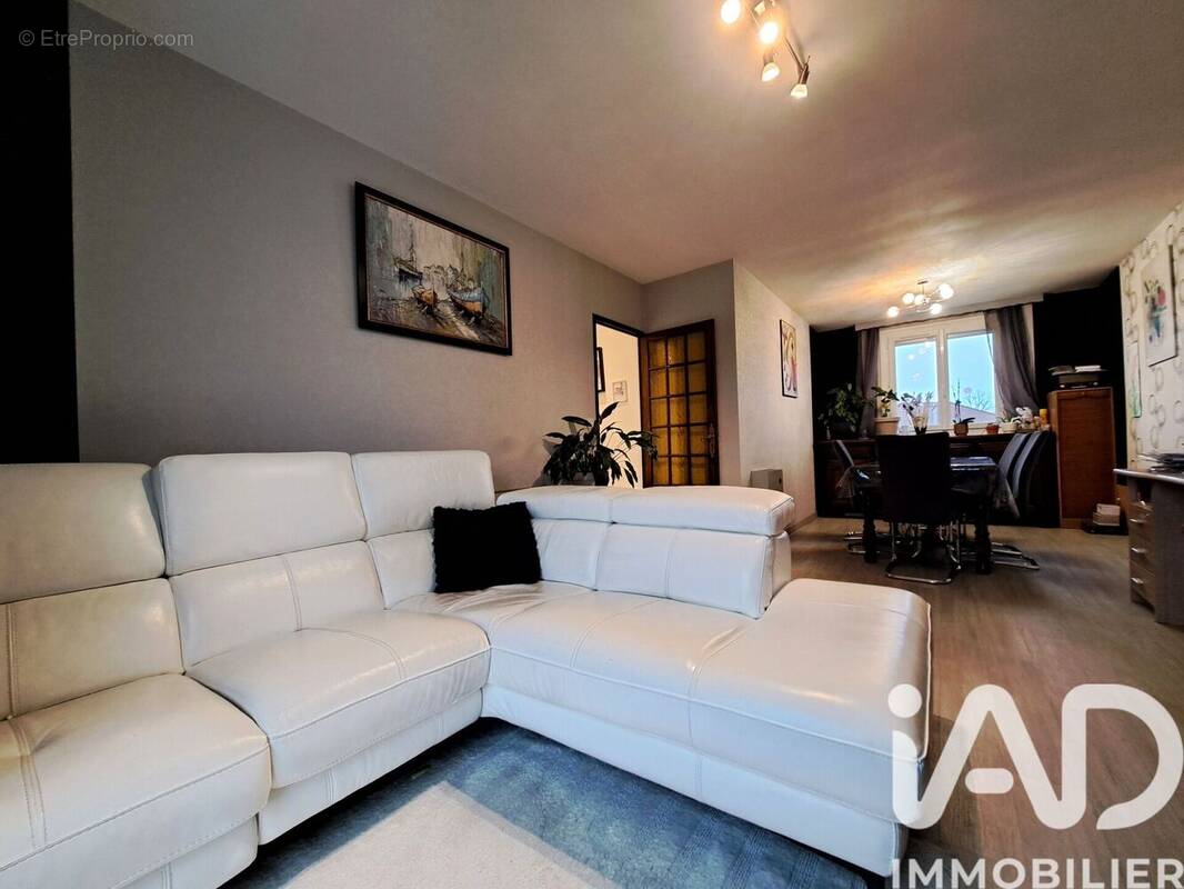 Photo 1 - Maison à LA SUZE-SUR-SARTHE