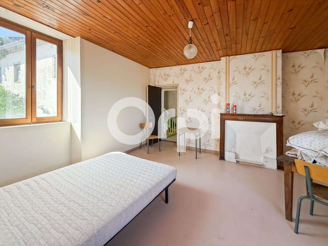 Maison avec terrain attenant À Vendre - photo 19