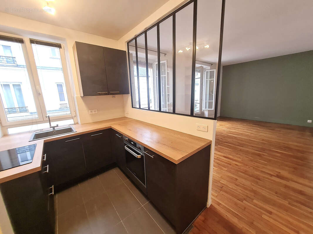 Appartement à PARIS-15E