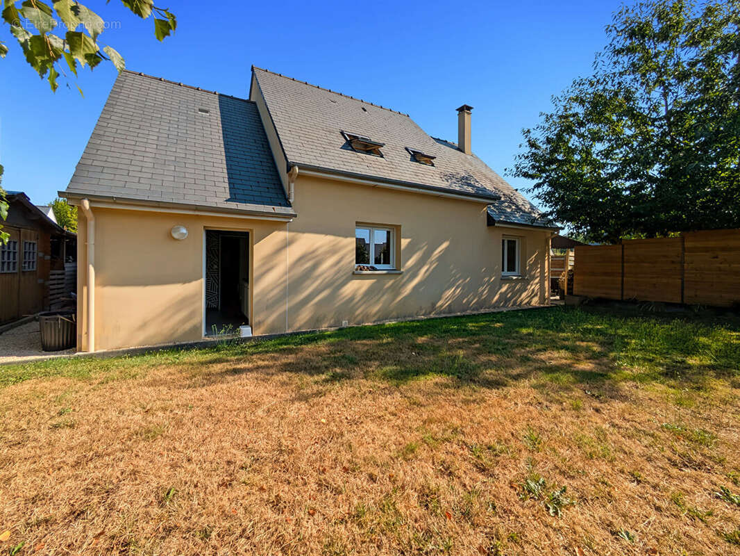 À vendre - Maison familiale - La Chapelle Aux Filtzmeens 3 chambres 87 m2 - photo 17