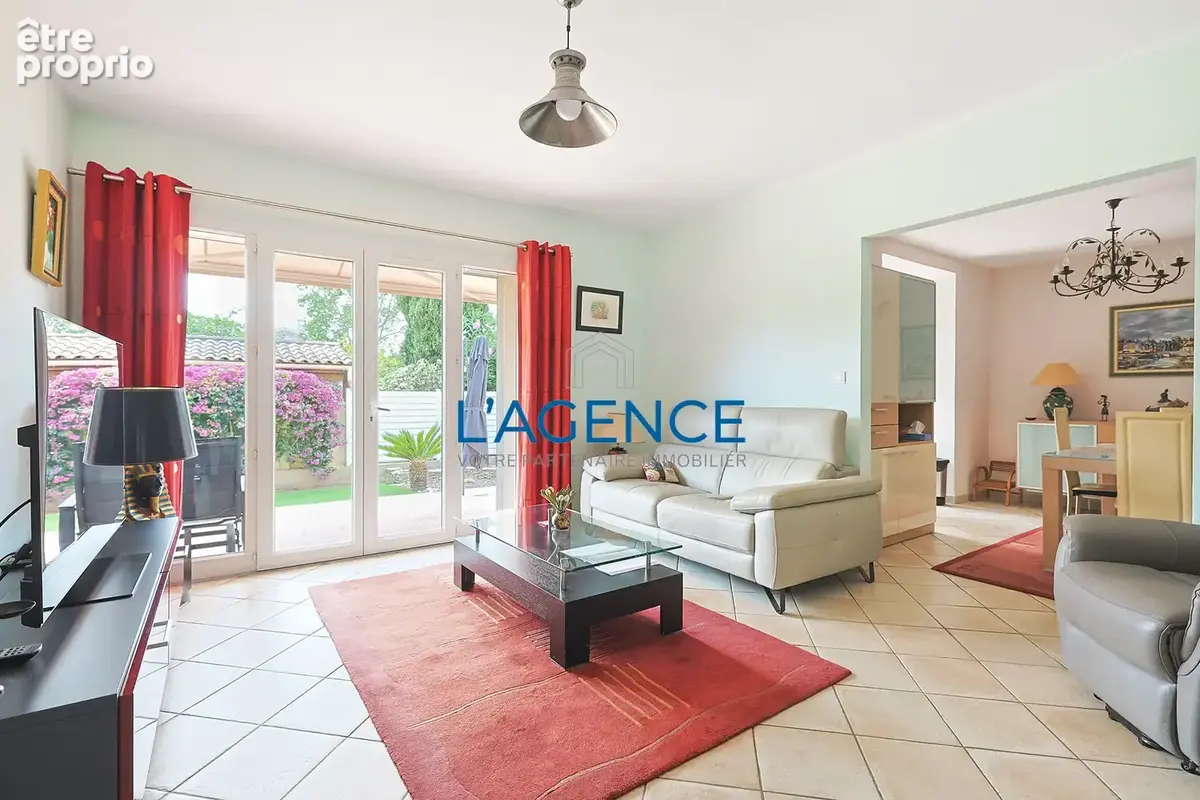 Appartement T4 de 81m2 habitables avec jardin de 150 m2 au calme sans vis à vis , garage et parking - photo 7
