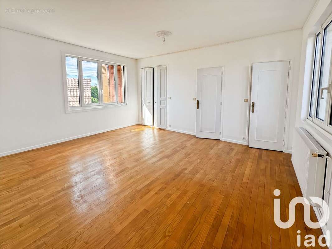 Photo 8 - Maison à SAINTE-GENEVIEVE-DES-BOIS