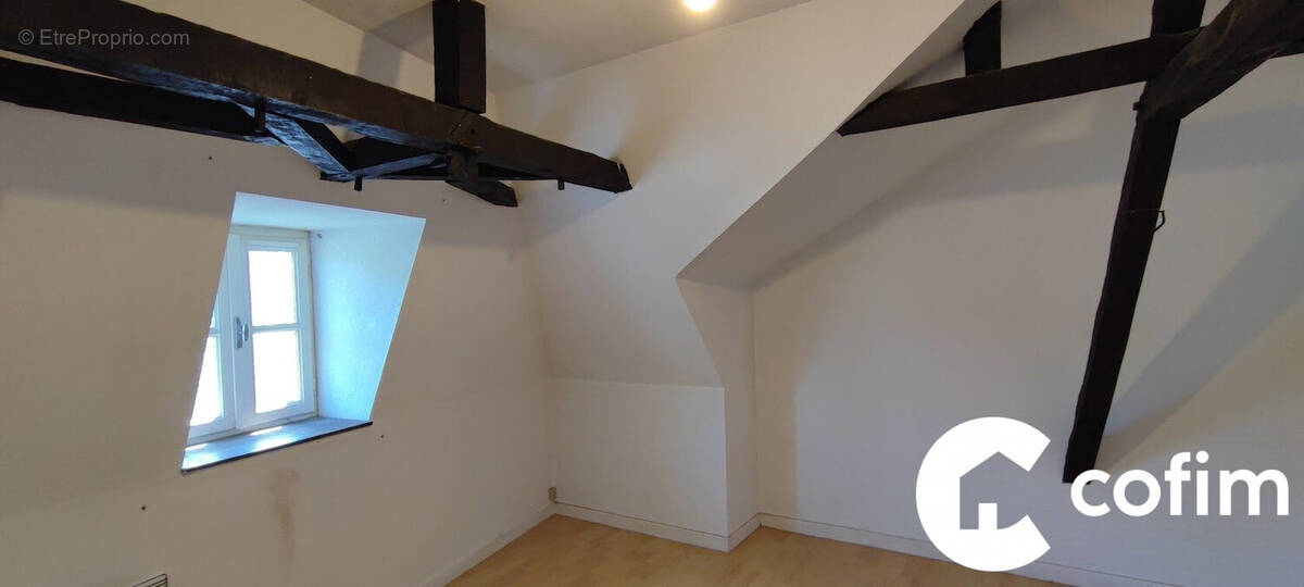 Appartement à OLORON-SAINTE-MARIE