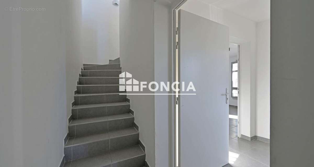 Appartement à VILLENEUVE-LES-MAGUELONE